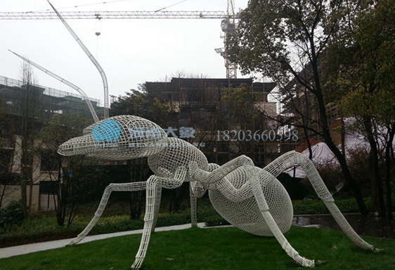 河南不銹鋼雕塑能滿足人們實(shí)際的需求么?(圖1) 河南不銹鋼雕塑能滿足人們實(shí)際的需求么?(圖1)