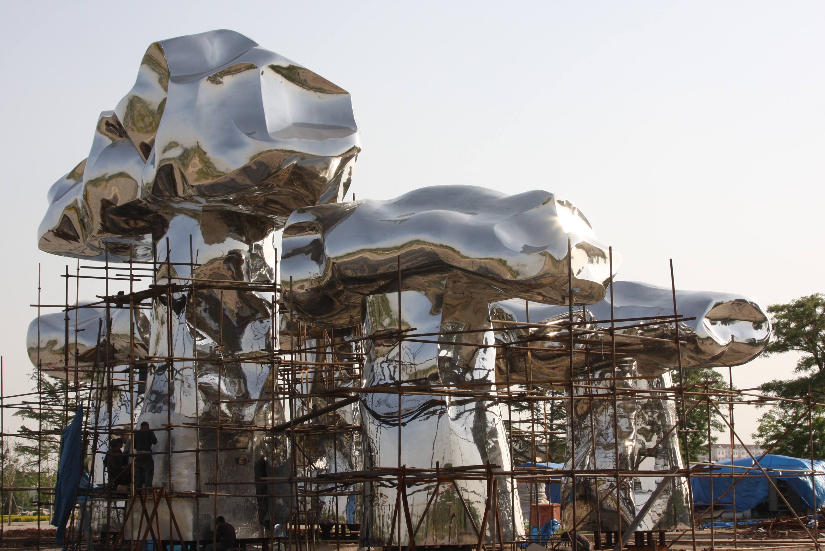 做不銹鋼雕塑鄭州哪個雕塑廠家比較專業(圖1) 做不銹鋼雕塑鄭州哪個雕塑廠家比較專業(圖1)