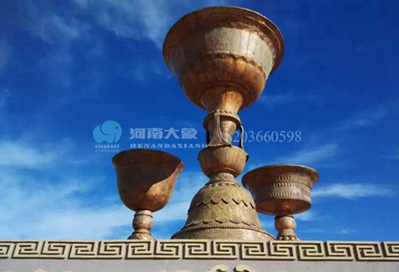 河南銅雕塑具備哪些特性(圖1) 河南銅雕塑具備哪些特性